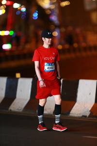 BIB: 40810
                            <button type="button" onclick="openModal(20641174)" class="btn btn-primary btn-sm float-right btn-popup" data-toggle="modal" data-target=".modal-high-quality">
                        <i class="fas fa-shopping-cart"></i> Add to Cart
                    </button>
                                            <button type="button" onclick="isThisMe(20641174, true)" class="btn btn-success btn-sm float-right btn-popup btn-isme hidden" data-toggle="tooltip" data-placement="bottom" title="นี่คือรูปของคุณใช่ไหม คลิกที่นี่เพื่อเอาเข้าอัลบั้ม">
                        <i class="fas fa-plus"></i> Add to album
                    </button>
                    <button type="button" onclick="isThisMe(20641174, false)" class="btn btn-warning btn-sm float-right btn-popup btn-isnotme hidden">
                        <i class="fas fa-ban"></i> Remove from album
                    </button>