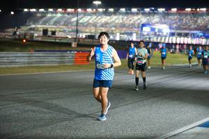 BIB: 4370
                            <button type="button" onclick="openModal(20297054)" class="btn btn-primary btn-sm float-right btn-popup" data-toggle="modal" data-target=".modal-high-quality">
                        <i class="fas fa-shopping-cart"></i> Add to Cart
                    </button>
                                            <button type="button" onclick="isThisMe(20297054, true)" class="btn btn-success btn-sm float-right btn-popup btn-isme hidden" data-toggle="tooltip" data-placement="bottom" title="นี่คือรูปของคุณใช่ไหม คลิกที่นี่เพื่อเอาเข้าอัลบั้ม">
                        <i class="fas fa-plus"></i> Add to album
                    </button>
                    <button type="button" onclick="isThisMe(20297054, false)" class="btn btn-warning btn-sm float-right btn-popup btn-isnotme hidden">
                        <i class="fas fa-ban"></i> Remove from album
                    </button>