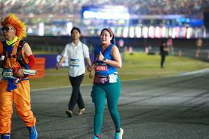 BIB: 8040, 45783
                            <button type="button" onclick="openModal(20304883)" class="btn btn-primary btn-sm float-right btn-popup" data-toggle="modal" data-target=".modal-high-quality">
                        <i class="fas fa-shopping-cart"></i> Add to Cart
                    </button>
                                            <button type="button" onclick="isThisMe(20304883, true)" class="btn btn-success btn-sm float-right btn-popup btn-isme hidden" data-toggle="tooltip" data-placement="bottom" title="นี่คือรูปของคุณใช่ไหม คลิกที่นี่เพื่อเอาเข้าอัลบั้ม">
                        <i class="fas fa-plus"></i> Add to album
                    </button>
                    <button type="button" onclick="isThisMe(20304883, false)" class="btn btn-warning btn-sm float-right btn-popup btn-isnotme hidden">
                        <i class="fas fa-ban"></i> Remove from album
                    </button>