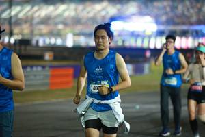 BIB: 7631, 100
                            <button type="button" onclick="openModal(20304413)" class="btn btn-primary btn-sm float-right btn-popup" data-toggle="modal" data-target=".modal-high-quality">
                        <i class="fas fa-shopping-cart"></i> Add to Cart
                    </button>
                                            <button type="button" onclick="isThisMe(20304413, true)" class="btn btn-success btn-sm float-right btn-popup btn-isme hidden" data-toggle="tooltip" data-placement="bottom" title="นี่คือรูปของคุณใช่ไหม คลิกที่นี่เพื่อเอาเข้าอัลบั้ม">
                        <i class="fas fa-plus"></i> Add to album
                    </button>
                    <button type="button" onclick="isThisMe(20304413, false)" class="btn btn-warning btn-sm float-right btn-popup btn-isnotme hidden">
                        <i class="fas fa-ban"></i> Remove from album
                    </button>