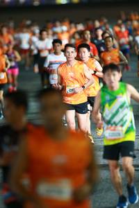 BIB: 216
                            <button type="button" onclick="openModal(20335823)" class="btn btn-primary btn-sm float-right btn-popup" data-toggle="modal" data-target=".modal-high-quality">
                        <i class="fas fa-shopping-cart"></i> Add to Cart
                    </button>
                                            <button type="button" onclick="isThisMe(20335823, true)" class="btn btn-success btn-sm float-right btn-popup btn-isme hidden" data-toggle="tooltip" data-placement="bottom" title="นี่คือรูปของคุณใช่ไหม คลิกที่นี่เพื่อเอาเข้าอัลบั้ม">
                        <i class="fas fa-plus"></i> Add to album
                    </button>
                    <button type="button" onclick="isThisMe(20335823, false)" class="btn btn-warning btn-sm float-right btn-popup btn-isnotme hidden">
                        <i class="fas fa-ban"></i> Remove from album
                    </button>