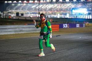 BIB: 43846
                            <button type="button" onclick="openModal(20310997)" class="btn btn-primary btn-sm float-right btn-popup" data-toggle="modal" data-target=".modal-high-quality">
                        <i class="fas fa-shopping-cart"></i> Add to Cart
                    </button>
                                            <button type="button" onclick="isThisMe(20310997, true)" class="btn btn-success btn-sm float-right btn-popup btn-isme hidden" data-toggle="tooltip" data-placement="bottom" title="นี่คือรูปของคุณใช่ไหม คลิกที่นี่เพื่อเอาเข้าอัลบั้ม">
                        <i class="fas fa-plus"></i> Add to album
                    </button>
                    <button type="button" onclick="isThisMe(20310997, false)" class="btn btn-warning btn-sm float-right btn-popup btn-isnotme hidden">
                        <i class="fas fa-ban"></i> Remove from album
                    </button>