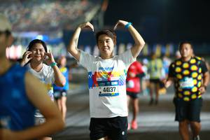 BIB: 44137
                            <button type="button" onclick="openModal(20297945)" class="btn btn-primary btn-sm float-right btn-popup" data-toggle="modal" data-target=".modal-high-quality">
                        <i class="fas fa-shopping-cart"></i> Add to Cart
                    </button>
                                            <button type="button" onclick="isThisMe(20297945, true)" class="btn btn-success btn-sm float-right btn-popup btn-isme hidden" data-toggle="tooltip" data-placement="bottom" title="นี่คือรูปของคุณใช่ไหม คลิกที่นี่เพื่อเอาเข้าอัลบั้ม">
                        <i class="fas fa-plus"></i> Add to album
                    </button>
                    <button type="button" onclick="isThisMe(20297945, false)" class="btn btn-warning btn-sm float-right btn-popup btn-isnotme hidden">
                        <i class="fas fa-ban"></i> Remove from album
                    </button>