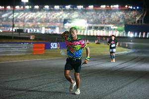 BIB: 
                            <button type="button" onclick="openModal(20311037)" class="btn btn-primary btn-sm float-right btn-popup" data-toggle="modal" data-target=".modal-high-quality">
                        <i class="fas fa-shopping-cart"></i> Add to Cart
                    </button>
                                            <button type="button" onclick="isThisMe(20311037, true)" class="btn btn-success btn-sm float-right btn-popup btn-isme hidden" data-toggle="tooltip" data-placement="bottom" title="นี่คือรูปของคุณใช่ไหม คลิกที่นี่เพื่อเอาเข้าอัลบั้ม">
                        <i class="fas fa-plus"></i> Add to album
                    </button>
                    <button type="button" onclick="isThisMe(20311037, false)" class="btn btn-warning btn-sm float-right btn-popup btn-isnotme hidden">
                        <i class="fas fa-ban"></i> Remove from album
                    </button>