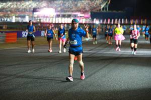 BIB: 4657
                            <button type="button" onclick="openModal(20301132)" class="btn btn-primary btn-sm float-right btn-popup" data-toggle="modal" data-target=".modal-high-quality">
                        <i class="fas fa-shopping-cart"></i> Add to Cart
                    </button>
                                            <button type="button" onclick="isThisMe(20301132, true)" class="btn btn-success btn-sm float-right btn-popup btn-isme hidden" data-toggle="tooltip" data-placement="bottom" title="นี่คือรูปของคุณใช่ไหม คลิกที่นี่เพื่อเอาเข้าอัลบั้ม">
                        <i class="fas fa-plus"></i> Add to album
                    </button>
                    <button type="button" onclick="isThisMe(20301132, false)" class="btn btn-warning btn-sm float-right btn-popup btn-isnotme hidden">
                        <i class="fas fa-ban"></i> Remove from album
                    </button>