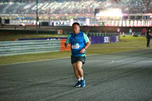 BIB: 43321
                            <button type="button" onclick="openModal(20307127)" class="btn btn-primary btn-sm float-right btn-popup" data-toggle="modal" data-target=".modal-high-quality">
                        <i class="fas fa-shopping-cart"></i> Add to Cart
                    </button>
                                            <button type="button" onclick="isThisMe(20307127, true)" class="btn btn-success btn-sm float-right btn-popup btn-isme hidden" data-toggle="tooltip" data-placement="bottom" title="นี่คือรูปของคุณใช่ไหม คลิกที่นี่เพื่อเอาเข้าอัลบั้ม">
                        <i class="fas fa-plus"></i> Add to album
                    </button>
                    <button type="button" onclick="isThisMe(20307127, false)" class="btn btn-warning btn-sm float-right btn-popup btn-isnotme hidden">
                        <i class="fas fa-ban"></i> Remove from album
                    </button>