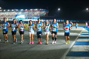 BIB: 4658, 9414
                            <button type="button" onclick="openModal(20300175)" class="btn btn-primary btn-sm float-right btn-popup" data-toggle="modal" data-target=".modal-high-quality">
                        <i class="fas fa-shopping-cart"></i> Add to Cart
                    </button>
                                            <button type="button" onclick="isThisMe(20300175, true)" class="btn btn-success btn-sm float-right btn-popup btn-isme hidden" data-toggle="tooltip" data-placement="bottom" title="นี่คือรูปของคุณใช่ไหม คลิกที่นี่เพื่อเอาเข้าอัลบั้ม">
                        <i class="fas fa-plus"></i> Add to album
                    </button>
                    <button type="button" onclick="isThisMe(20300175, false)" class="btn btn-warning btn-sm float-right btn-popup btn-isnotme hidden">
                        <i class="fas fa-ban"></i> Remove from album
                    </button>