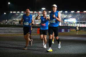 BIB: 77446, 77479, 43037
                            <button type="button" onclick="openModal(20313701)" class="btn btn-primary btn-sm float-right btn-popup" data-toggle="modal" data-target=".modal-high-quality">
                        <i class="fas fa-shopping-cart"></i> Add to Cart
                    </button>
                                            <button type="button" onclick="isThisMe(20313701, true)" class="btn btn-success btn-sm float-right btn-popup btn-isme hidden" data-toggle="tooltip" data-placement="bottom" title="นี่คือรูปของคุณใช่ไหม คลิกที่นี่เพื่อเอาเข้าอัลบั้ม">
                        <i class="fas fa-plus"></i> Add to album
                    </button>
                    <button type="button" onclick="isThisMe(20313701, false)" class="btn btn-warning btn-sm float-right btn-popup btn-isnotme hidden">
                        <i class="fas fa-ban"></i> Remove from album
                    </button>