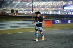 BIB: 44088
                            <button type="button" onclick="openModal(20311316)" class="btn btn-primary btn-sm float-right btn-popup" data-toggle="modal" data-target=".modal-high-quality">
                        <i class="fas fa-shopping-cart"></i> Add to Cart
                    </button>
                                            <button type="button" onclick="isThisMe(20311316, true)" class="btn btn-success btn-sm float-right btn-popup btn-isme hidden" data-toggle="tooltip" data-placement="bottom" title="นี่คือรูปของคุณใช่ไหม คลิกที่นี่เพื่อเอาเข้าอัลบั้ม">
                        <i class="fas fa-plus"></i> Add to album
                    </button>
                    <button type="button" onclick="isThisMe(20311316, false)" class="btn btn-warning btn-sm float-right btn-popup btn-isnotme hidden">
                        <i class="fas fa-ban"></i> Remove from album
                    </button>