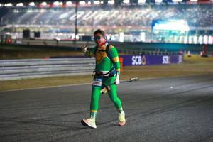 BIB: 43846
                            <button type="button" onclick="openModal(20310974)" class="btn btn-primary btn-sm float-right btn-popup" data-toggle="modal" data-target=".modal-high-quality">
                        <i class="fas fa-shopping-cart"></i> Add to Cart
                    </button>
                                            <button type="button" onclick="isThisMe(20310974, true)" class="btn btn-success btn-sm float-right btn-popup btn-isme hidden" data-toggle="tooltip" data-placement="bottom" title="นี่คือรูปของคุณใช่ไหม คลิกที่นี่เพื่อเอาเข้าอัลบั้ม">
                        <i class="fas fa-plus"></i> Add to album
                    </button>
                    <button type="button" onclick="isThisMe(20310974, false)" class="btn btn-warning btn-sm float-right btn-popup btn-isnotme hidden">
                        <i class="fas fa-ban"></i> Remove from album
                    </button>