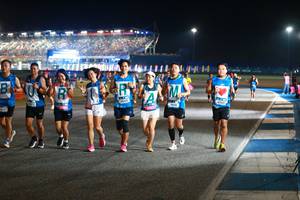 BIB: 1347, 9405
                            <button type="button" onclick="openModal(20300215)" class="btn btn-primary btn-sm float-right btn-popup" data-toggle="modal" data-target=".modal-high-quality">
                        <i class="fas fa-shopping-cart"></i> Add to Cart
                    </button>
                                            <button type="button" onclick="isThisMe(20300215, true)" class="btn btn-success btn-sm float-right btn-popup btn-isme hidden" data-toggle="tooltip" data-placement="bottom" title="นี่คือรูปของคุณใช่ไหม คลิกที่นี่เพื่อเอาเข้าอัลบั้ม">
                        <i class="fas fa-plus"></i> Add to album
                    </button>
                    <button type="button" onclick="isThisMe(20300215, false)" class="btn btn-warning btn-sm float-right btn-popup btn-isnotme hidden">
                        <i class="fas fa-ban"></i> Remove from album
                    </button>