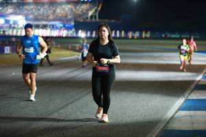 BIB: 45988
                            <button type="button" onclick="openModal(20309918)" class="btn btn-primary btn-sm float-right btn-popup" data-toggle="modal" data-target=".modal-high-quality">
                        <i class="fas fa-shopping-cart"></i> Add to Cart
                    </button>
                                            <button type="button" onclick="isThisMe(20309918, true)" class="btn btn-success btn-sm float-right btn-popup btn-isme hidden" data-toggle="tooltip" data-placement="bottom" title="นี่คือรูปของคุณใช่ไหม คลิกที่นี่เพื่อเอาเข้าอัลบั้ม">
                        <i class="fas fa-plus"></i> Add to album
                    </button>
                    <button type="button" onclick="isThisMe(20309918, false)" class="btn btn-warning btn-sm float-right btn-popup btn-isnotme hidden">
                        <i class="fas fa-ban"></i> Remove from album
                    </button>