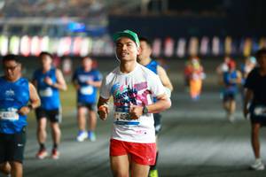 BIB: 4084
                            <button type="button" onclick="openModal(20302762)" class="btn btn-primary btn-sm float-right btn-popup" data-toggle="modal" data-target=".modal-high-quality">
                        <i class="fas fa-shopping-cart"></i> Add to Cart
                    </button>
                                            <button type="button" onclick="isThisMe(20302762, true)" class="btn btn-success btn-sm float-right btn-popup btn-isme hidden" data-toggle="tooltip" data-placement="bottom" title="นี่คือรูปของคุณใช่ไหม คลิกที่นี่เพื่อเอาเข้าอัลบั้ม">
                        <i class="fas fa-plus"></i> Add to album
                    </button>
                    <button type="button" onclick="isThisMe(20302762, false)" class="btn btn-warning btn-sm float-right btn-popup btn-isnotme hidden">
                        <i class="fas fa-ban"></i> Remove from album
                    </button>