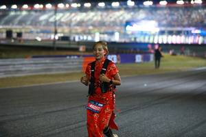 BIB: 45050
                            <button type="button" onclick="openModal(20307666)" class="btn btn-primary btn-sm float-right btn-popup" data-toggle="modal" data-target=".modal-high-quality">
                        <i class="fas fa-shopping-cart"></i> Add to Cart
                    </button>
                                            <button type="button" onclick="isThisMe(20307666, true)" class="btn btn-success btn-sm float-right btn-popup btn-isme hidden" data-toggle="tooltip" data-placement="bottom" title="นี่คือรูปของคุณใช่ไหม คลิกที่นี่เพื่อเอาเข้าอัลบั้ม">
                        <i class="fas fa-plus"></i> Add to album
                    </button>
                    <button type="button" onclick="isThisMe(20307666, false)" class="btn btn-warning btn-sm float-right btn-popup btn-isnotme hidden">
                        <i class="fas fa-ban"></i> Remove from album
                    </button>