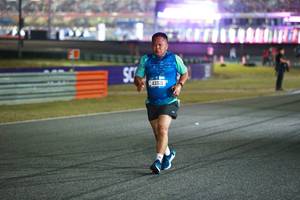 BIB: 43321
                            <button type="button" onclick="openModal(20306843)" class="btn btn-primary btn-sm float-right btn-popup" data-toggle="modal" data-target=".modal-high-quality">
                        <i class="fas fa-shopping-cart"></i> Add to Cart
                    </button>
                                            <button type="button" onclick="isThisMe(20306843, true)" class="btn btn-success btn-sm float-right btn-popup btn-isme hidden" data-toggle="tooltip" data-placement="bottom" title="นี่คือรูปของคุณใช่ไหม คลิกที่นี่เพื่อเอาเข้าอัลบั้ม">
                        <i class="fas fa-plus"></i> Add to album
                    </button>
                    <button type="button" onclick="isThisMe(20306843, false)" class="btn btn-warning btn-sm float-right btn-popup btn-isnotme hidden">
                        <i class="fas fa-ban"></i> Remove from album
                    </button>