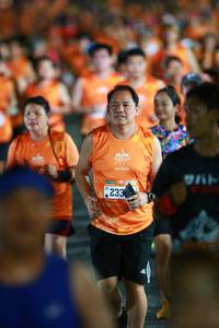 BIB: 233, 416
                            <button type="button" onclick="openModal(20349542)" class="btn btn-primary btn-sm float-right btn-popup" data-toggle="modal" data-target=".modal-high-quality">
                        <i class="fas fa-shopping-cart"></i> Add to Cart
                    </button>
                                            <button type="button" onclick="isThisMe(20349542, true)" class="btn btn-success btn-sm float-right btn-popup btn-isme hidden" data-toggle="tooltip" data-placement="bottom" title="นี่คือรูปของคุณใช่ไหม คลิกที่นี่เพื่อเอาเข้าอัลบั้ม">
                        <i class="fas fa-plus"></i> Add to album
                    </button>
                    <button type="button" onclick="isThisMe(20349542, false)" class="btn btn-warning btn-sm float-right btn-popup btn-isnotme hidden">
                        <i class="fas fa-ban"></i> Remove from album
                    </button>