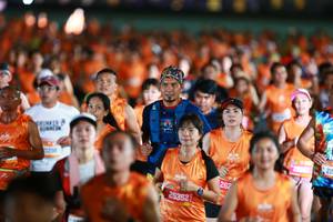 BIB: 253521, 292, 215
                            <button type="button" onclick="openModal(20332919)" class="btn btn-primary btn-sm float-right btn-popup" data-toggle="modal" data-target=".modal-high-quality">
                        <i class="fas fa-shopping-cart"></i> Add to Cart
                    </button>
                                            <button type="button" onclick="isThisMe(20332919, true)" class="btn btn-success btn-sm float-right btn-popup btn-isme hidden" data-toggle="tooltip" data-placement="bottom" title="นี่คือรูปของคุณใช่ไหม คลิกที่นี่เพื่อเอาเข้าอัลบั้ม">
                        <i class="fas fa-plus"></i> Add to album
                    </button>
                    <button type="button" onclick="isThisMe(20332919, false)" class="btn btn-warning btn-sm float-right btn-popup btn-isnotme hidden">
                        <i class="fas fa-ban"></i> Remove from album
                    </button>