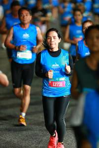 BIB: 402
                            <button type="button" onclick="openModal(21521819)" class="btn btn-primary btn-sm float-right btn-popup" data-toggle="modal" data-target=".modal-high-quality">
                        <i class="fas fa-shopping-cart"></i> Add to Cart
                    </button>
                                            <button type="button" onclick="isThisMe(21521819, true)" class="btn btn-success btn-sm float-right btn-popup btn-isme hidden" data-toggle="tooltip" data-placement="bottom" title="นี่คือรูปของคุณใช่ไหม คลิกที่นี่เพื่อเอาเข้าอัลบั้ม">
                        <i class="fas fa-plus"></i> Add to album
                    </button>
                    <button type="button" onclick="isThisMe(21521819, false)" class="btn btn-warning btn-sm float-right btn-popup btn-isnotme hidden">
                        <i class="fas fa-ban"></i> Remove from album
                    </button>