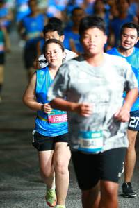 BIB: 15055
                            <button type="button" onclick="openModal(21523658)" class="btn btn-primary btn-sm float-right btn-popup" data-toggle="modal" data-target=".modal-high-quality">
                        <i class="fas fa-shopping-cart"></i> Add to Cart
                    </button>
                                            <button type="button" onclick="isThisMe(21523658, true)" class="btn btn-success btn-sm float-right btn-popup btn-isme hidden" data-toggle="tooltip" data-placement="bottom" title="นี่คือรูปของคุณใช่ไหม คลิกที่นี่เพื่อเอาเข้าอัลบั้ม">
                        <i class="fas fa-plus"></i> Add to album
                    </button>
                    <button type="button" onclick="isThisMe(21523658, false)" class="btn btn-warning btn-sm float-right btn-popup btn-isnotme hidden">
                        <i class="fas fa-ban"></i> Remove from album
                    </button>