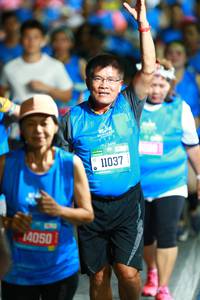 BIB: 14050, 7023, 11037
                            <button type="button" onclick="openModal(20608299)" class="btn btn-primary btn-sm float-right btn-popup" data-toggle="modal" data-target=".modal-high-quality">
                        <i class="fas fa-shopping-cart"></i> Add to Cart
                    </button>
                                            <button type="button" onclick="isThisMe(20608299, true)" class="btn btn-success btn-sm float-right btn-popup btn-isme hidden" data-toggle="tooltip" data-placement="bottom" title="นี่คือรูปของคุณใช่ไหม คลิกที่นี่เพื่อเอาเข้าอัลบั้ม">
                        <i class="fas fa-plus"></i> Add to album
                    </button>
                    <button type="button" onclick="isThisMe(20608299, false)" class="btn btn-warning btn-sm float-right btn-popup btn-isnotme hidden">
                        <i class="fas fa-ban"></i> Remove from album
                    </button>