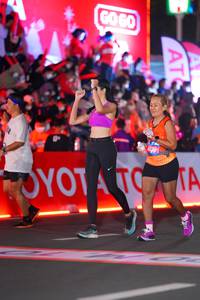 BIB: 45211
                            <button type="button" onclick="openModal(21642827)" class="btn btn-primary btn-sm float-right btn-popup" data-toggle="modal" data-target=".modal-high-quality">
                        <i class="fas fa-shopping-cart"></i> Add to Cart
                    </button>
                                            <button type="button" onclick="isThisMe(21642827, true)" class="btn btn-success btn-sm float-right btn-popup btn-isme hidden" data-toggle="tooltip" data-placement="bottom" title="นี่คือรูปของคุณใช่ไหม คลิกที่นี่เพื่อเอาเข้าอัลบั้ม">
                        <i class="fas fa-plus"></i> Add to album
                    </button>
                    <button type="button" onclick="isThisMe(21642827, false)" class="btn btn-warning btn-sm float-right btn-popup btn-isnotme hidden">
                        <i class="fas fa-ban"></i> Remove from album
                    </button>