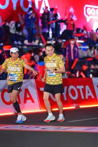 BIB: 41659, 41501
                            <button type="button" onclick="openModal(21645402)" class="btn btn-primary btn-sm float-right btn-popup" data-toggle="modal" data-target=".modal-high-quality">
                        <i class="fas fa-shopping-cart"></i> Add to Cart
                    </button>
                                            <button type="button" onclick="isThisMe(21645402, true)" class="btn btn-success btn-sm float-right btn-popup btn-isme hidden" data-toggle="tooltip" data-placement="bottom" title="นี่คือรูปของคุณใช่ไหม คลิกที่นี่เพื่อเอาเข้าอัลบั้ม">
                        <i class="fas fa-plus"></i> Add to album
                    </button>
                    <button type="button" onclick="isThisMe(21645402, false)" class="btn btn-warning btn-sm float-right btn-popup btn-isnotme hidden">
                        <i class="fas fa-ban"></i> Remove from album
                    </button>