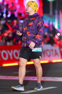 BIB: 43373
                            <button type="button" onclick="openModal(21645725)" class="btn btn-primary btn-sm float-right btn-popup" data-toggle="modal" data-target=".modal-high-quality">
                        <i class="fas fa-shopping-cart"></i> Add to Cart
                    </button>
                                            <button type="button" onclick="isThisMe(21645725, true)" class="btn btn-success btn-sm float-right btn-popup btn-isme hidden" data-toggle="tooltip" data-placement="bottom" title="นี่คือรูปของคุณใช่ไหม คลิกที่นี่เพื่อเอาเข้าอัลบั้ม">
                        <i class="fas fa-plus"></i> Add to album
                    </button>
                    <button type="button" onclick="isThisMe(21645725, false)" class="btn btn-warning btn-sm float-right btn-popup btn-isnotme hidden">
                        <i class="fas fa-ban"></i> Remove from album
                    </button>