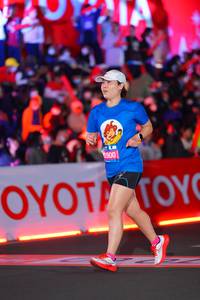 BIB: 900
                            <button type="button" onclick="openModal(21639309)" class="btn btn-primary btn-sm float-right btn-popup" data-toggle="modal" data-target=".modal-high-quality">
                        <i class="fas fa-shopping-cart"></i> Add to Cart
                    </button>
                                            <button type="button" onclick="isThisMe(21639309, true)" class="btn btn-success btn-sm float-right btn-popup btn-isme hidden" data-toggle="tooltip" data-placement="bottom" title="นี่คือรูปของคุณใช่ไหม คลิกที่นี่เพื่อเอาเข้าอัลบั้ม">
                        <i class="fas fa-plus"></i> Add to album
                    </button>
                    <button type="button" onclick="isThisMe(21639309, false)" class="btn btn-warning btn-sm float-right btn-popup btn-isnotme hidden">
                        <i class="fas fa-ban"></i> Remove from album
                    </button>