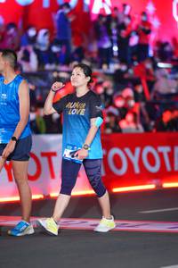 BIB: 
                            <button type="button" onclick="openModal(21645051)" class="btn btn-primary btn-sm float-right btn-popup" data-toggle="modal" data-target=".modal-high-quality">
                        <i class="fas fa-shopping-cart"></i> Add to Cart
                    </button>
                                            <button type="button" onclick="isThisMe(21645051, true)" class="btn btn-success btn-sm float-right btn-popup btn-isme hidden" data-toggle="tooltip" data-placement="bottom" title="นี่คือรูปของคุณใช่ไหม คลิกที่นี่เพื่อเอาเข้าอัลบั้ม">
                        <i class="fas fa-plus"></i> Add to album
                    </button>
                    <button type="button" onclick="isThisMe(21645051, false)" class="btn btn-warning btn-sm float-right btn-popup btn-isnotme hidden">
                        <i class="fas fa-ban"></i> Remove from album
                    </button>