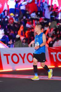 BIB: 0639
                            <button type="button" onclick="openModal(21637377)" class="btn btn-primary btn-sm float-right btn-popup" data-toggle="modal" data-target=".modal-high-quality">
                        <i class="fas fa-shopping-cart"></i> Add to Cart
                    </button>
                                            <button type="button" onclick="isThisMe(21637377, true)" class="btn btn-success btn-sm float-right btn-popup btn-isme hidden" data-toggle="tooltip" data-placement="bottom" title="นี่คือรูปของคุณใช่ไหม คลิกที่นี่เพื่อเอาเข้าอัลบั้ม">
                        <i class="fas fa-plus"></i> Add to album
                    </button>
                    <button type="button" onclick="isThisMe(21637377, false)" class="btn btn-warning btn-sm float-right btn-popup btn-isnotme hidden">
                        <i class="fas fa-ban"></i> Remove from album
                    </button>