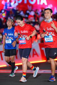 BIB: 41870, 46019, 43405
                            <button type="button" onclick="openModal(21642476)" class="btn btn-primary btn-sm float-right btn-popup" data-toggle="modal" data-target=".modal-high-quality">
                        <i class="fas fa-shopping-cart"></i> Add to Cart
                    </button>
                                            <button type="button" onclick="isThisMe(21642476, true)" class="btn btn-success btn-sm float-right btn-popup btn-isme hidden" data-toggle="tooltip" data-placement="bottom" title="นี่คือรูปของคุณใช่ไหม คลิกที่นี่เพื่อเอาเข้าอัลบั้ม">
                        <i class="fas fa-plus"></i> Add to album
                    </button>
                    <button type="button" onclick="isThisMe(21642476, false)" class="btn btn-warning btn-sm float-right btn-popup btn-isnotme hidden">
                        <i class="fas fa-ban"></i> Remove from album
                    </button>