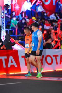 BIB: 44094
                            <button type="button" onclick="openModal(21638139)" class="btn btn-primary btn-sm float-right btn-popup" data-toggle="modal" data-target=".modal-high-quality">
                        <i class="fas fa-shopping-cart"></i> Add to Cart
                    </button>
                                            <button type="button" onclick="isThisMe(21638139, true)" class="btn btn-success btn-sm float-right btn-popup btn-isme hidden" data-toggle="tooltip" data-placement="bottom" title="นี่คือรูปของคุณใช่ไหม คลิกที่นี่เพื่อเอาเข้าอัลบั้ม">
                        <i class="fas fa-plus"></i> Add to album
                    </button>
                    <button type="button" onclick="isThisMe(21638139, false)" class="btn btn-warning btn-sm float-right btn-popup btn-isnotme hidden">
                        <i class="fas fa-ban"></i> Remove from album
                    </button>