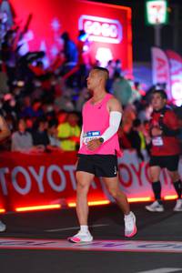 BIB: 100
                            <button type="button" onclick="openModal(21641251)" class="btn btn-primary btn-sm float-right btn-popup" data-toggle="modal" data-target=".modal-high-quality">
                        <i class="fas fa-shopping-cart"></i> Add to Cart
                    </button>
                                            <button type="button" onclick="isThisMe(21641251, true)" class="btn btn-success btn-sm float-right btn-popup btn-isme hidden" data-toggle="tooltip" data-placement="bottom" title="นี่คือรูปของคุณใช่ไหม คลิกที่นี่เพื่อเอาเข้าอัลบั้ม">
                        <i class="fas fa-plus"></i> Add to album
                    </button>
                    <button type="button" onclick="isThisMe(21641251, false)" class="btn btn-warning btn-sm float-right btn-popup btn-isnotme hidden">
                        <i class="fas fa-ban"></i> Remove from album
                    </button>