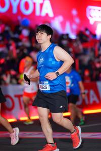 BIB: 4825
                            <button type="button" onclick="openModal(21641982)" class="btn btn-primary btn-sm float-right btn-popup" data-toggle="modal" data-target=".modal-high-quality">
                        <i class="fas fa-shopping-cart"></i> Add to Cart
                    </button>
                                            <button type="button" onclick="isThisMe(21641982, true)" class="btn btn-success btn-sm float-right btn-popup btn-isme hidden" data-toggle="tooltip" data-placement="bottom" title="นี่คือรูปของคุณใช่ไหม คลิกที่นี่เพื่อเอาเข้าอัลบั้ม">
                        <i class="fas fa-plus"></i> Add to album
                    </button>
                    <button type="button" onclick="isThisMe(21641982, false)" class="btn btn-warning btn-sm float-right btn-popup btn-isnotme hidden">
                        <i class="fas fa-ban"></i> Remove from album
                    </button>