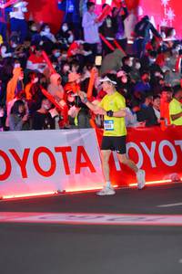 BIB: 4395
                            <button type="button" onclick="openModal(21639415)" class="btn btn-primary btn-sm float-right btn-popup" data-toggle="modal" data-target=".modal-high-quality">
                        <i class="fas fa-shopping-cart"></i> Add to Cart
                    </button>
                                            <button type="button" onclick="isThisMe(21639415, true)" class="btn btn-success btn-sm float-right btn-popup btn-isme hidden" data-toggle="tooltip" data-placement="bottom" title="นี่คือรูปของคุณใช่ไหม คลิกที่นี่เพื่อเอาเข้าอัลบั้ม">
                        <i class="fas fa-plus"></i> Add to album
                    </button>
                    <button type="button" onclick="isThisMe(21639415, false)" class="btn btn-warning btn-sm float-right btn-popup btn-isnotme hidden">
                        <i class="fas fa-ban"></i> Remove from album
                    </button>