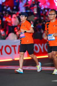 BIB: 5932, 41507
                            <button type="button" onclick="openModal(21639788)" class="btn btn-primary btn-sm float-right btn-popup" data-toggle="modal" data-target=".modal-high-quality">
                        <i class="fas fa-shopping-cart"></i> Add to Cart
                    </button>
                                            <button type="button" onclick="isThisMe(21639788, true)" class="btn btn-success btn-sm float-right btn-popup btn-isme hidden" data-toggle="tooltip" data-placement="bottom" title="นี่คือรูปของคุณใช่ไหม คลิกที่นี่เพื่อเอาเข้าอัลบั้ม">
                        <i class="fas fa-plus"></i> Add to album
                    </button>
                    <button type="button" onclick="isThisMe(21639788, false)" class="btn btn-warning btn-sm float-right btn-popup btn-isnotme hidden">
                        <i class="fas fa-ban"></i> Remove from album
                    </button>