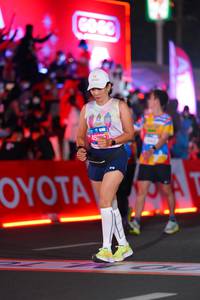 BIB: 5000
                            <button type="button" onclick="openModal(21643718)" class="btn btn-primary btn-sm float-right btn-popup" data-toggle="modal" data-target=".modal-high-quality">
                        <i class="fas fa-shopping-cart"></i> Add to Cart
                    </button>
                                            <button type="button" onclick="isThisMe(21643718, true)" class="btn btn-success btn-sm float-right btn-popup btn-isme hidden" data-toggle="tooltip" data-placement="bottom" title="นี่คือรูปของคุณใช่ไหม คลิกที่นี่เพื่อเอาเข้าอัลบั้ม">
                        <i class="fas fa-plus"></i> Add to album
                    </button>
                    <button type="button" onclick="isThisMe(21643718, false)" class="btn btn-warning btn-sm float-right btn-popup btn-isnotme hidden">
                        <i class="fas fa-ban"></i> Remove from album
                    </button>