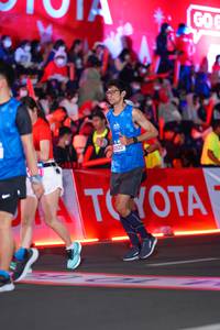 BIB: 0925
                            <button type="button" onclick="openModal(21643031)" class="btn btn-primary btn-sm float-right btn-popup" data-toggle="modal" data-target=".modal-high-quality">
                        <i class="fas fa-shopping-cart"></i> Add to Cart
                    </button>
                                            <button type="button" onclick="isThisMe(21643031, true)" class="btn btn-success btn-sm float-right btn-popup btn-isme hidden" data-toggle="tooltip" data-placement="bottom" title="นี่คือรูปของคุณใช่ไหม คลิกที่นี่เพื่อเอาเข้าอัลบั้ม">
                        <i class="fas fa-plus"></i> Add to album
                    </button>
                    <button type="button" onclick="isThisMe(21643031, false)" class="btn btn-warning btn-sm float-right btn-popup btn-isnotme hidden">
                        <i class="fas fa-ban"></i> Remove from album
                    </button>