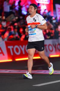 BIB: 42909, 201
                            <button type="button" onclick="openModal(21643138)" class="btn btn-primary btn-sm float-right btn-popup" data-toggle="modal" data-target=".modal-high-quality">
                        <i class="fas fa-shopping-cart"></i> Add to Cart
                    </button>
                                            <button type="button" onclick="isThisMe(21643138, true)" class="btn btn-success btn-sm float-right btn-popup btn-isme hidden" data-toggle="tooltip" data-placement="bottom" title="นี่คือรูปของคุณใช่ไหม คลิกที่นี่เพื่อเอาเข้าอัลบั้ม">
                        <i class="fas fa-plus"></i> Add to album
                    </button>
                    <button type="button" onclick="isThisMe(21643138, false)" class="btn btn-warning btn-sm float-right btn-popup btn-isnotme hidden">
                        <i class="fas fa-ban"></i> Remove from album
                    </button>