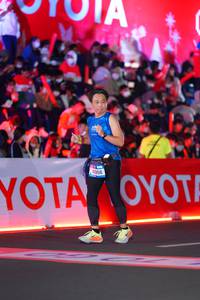 BIB: 42856
                            <button type="button" onclick="openModal(21643482)" class="btn btn-primary btn-sm float-right btn-popup" data-toggle="modal" data-target=".modal-high-quality">
                        <i class="fas fa-shopping-cart"></i> Add to Cart
                    </button>
                                            <button type="button" onclick="isThisMe(21643482, true)" class="btn btn-success btn-sm float-right btn-popup btn-isme hidden" data-toggle="tooltip" data-placement="bottom" title="นี่คือรูปของคุณใช่ไหม คลิกที่นี่เพื่อเอาเข้าอัลบั้ม">
                        <i class="fas fa-plus"></i> Add to album
                    </button>
                    <button type="button" onclick="isThisMe(21643482, false)" class="btn btn-warning btn-sm float-right btn-popup btn-isnotme hidden">
                        <i class="fas fa-ban"></i> Remove from album
                    </button>