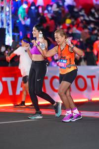 BIB: 45311
                            <button type="button" onclick="openModal(21642883)" class="btn btn-primary btn-sm float-right btn-popup" data-toggle="modal" data-target=".modal-high-quality">
                        <i class="fas fa-shopping-cart"></i> Add to Cart
                    </button>
                                            <button type="button" onclick="isThisMe(21642883, true)" class="btn btn-success btn-sm float-right btn-popup btn-isme hidden" data-toggle="tooltip" data-placement="bottom" title="นี่คือรูปของคุณใช่ไหม คลิกที่นี่เพื่อเอาเข้าอัลบั้ม">
                        <i class="fas fa-plus"></i> Add to album
                    </button>
                    <button type="button" onclick="isThisMe(21642883, false)" class="btn btn-warning btn-sm float-right btn-popup btn-isnotme hidden">
                        <i class="fas fa-ban"></i> Remove from album
                    </button>