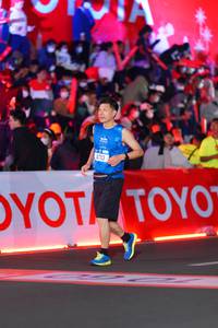 BIB: 4713
                            <button type="button" onclick="openModal(21642400)" class="btn btn-primary btn-sm float-right btn-popup" data-toggle="modal" data-target=".modal-high-quality">
                        <i class="fas fa-shopping-cart"></i> Add to Cart
                    </button>
                                            <button type="button" onclick="isThisMe(21642400, true)" class="btn btn-success btn-sm float-right btn-popup btn-isme hidden" data-toggle="tooltip" data-placement="bottom" title="นี่คือรูปของคุณใช่ไหม คลิกที่นี่เพื่อเอาเข้าอัลบั้ม">
                        <i class="fas fa-plus"></i> Add to album
                    </button>
                    <button type="button" onclick="isThisMe(21642400, false)" class="btn btn-warning btn-sm float-right btn-popup btn-isnotme hidden">
                        <i class="fas fa-ban"></i> Remove from album
                    </button>