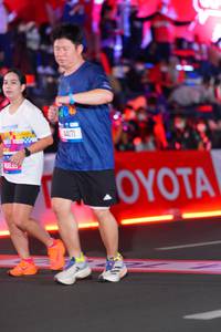 BIB: 6035
                            <button type="button" onclick="openModal(21645479)" class="btn btn-primary btn-sm float-right btn-popup" data-toggle="modal" data-target=".modal-high-quality">
                        <i class="fas fa-shopping-cart"></i> Add to Cart
                    </button>
                                            <button type="button" onclick="isThisMe(21645479, true)" class="btn btn-success btn-sm float-right btn-popup btn-isme hidden" data-toggle="tooltip" data-placement="bottom" title="นี่คือรูปของคุณใช่ไหม คลิกที่นี่เพื่อเอาเข้าอัลบั้ม">
                        <i class="fas fa-plus"></i> Add to album
                    </button>
                    <button type="button" onclick="isThisMe(21645479, false)" class="btn btn-warning btn-sm float-right btn-popup btn-isnotme hidden">
                        <i class="fas fa-ban"></i> Remove from album
                    </button>