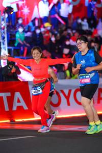 BIB: 41638, 45996
                            <button type="button" onclick="openModal(21641478)" class="btn btn-primary btn-sm float-right btn-popup" data-toggle="modal" data-target=".modal-high-quality">
                        <i class="fas fa-shopping-cart"></i> Add to Cart
                    </button>
                                            <button type="button" onclick="isThisMe(21641478, true)" class="btn btn-success btn-sm float-right btn-popup btn-isme hidden" data-toggle="tooltip" data-placement="bottom" title="นี่คือรูปของคุณใช่ไหม คลิกที่นี่เพื่อเอาเข้าอัลบั้ม">
                        <i class="fas fa-plus"></i> Add to album
                    </button>
                    <button type="button" onclick="isThisMe(21641478, false)" class="btn btn-warning btn-sm float-right btn-popup btn-isnotme hidden">
                        <i class="fas fa-ban"></i> Remove from album
                    </button>