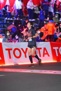 BIB: 1572
                            <button type="button" onclick="openModal(21644149)" class="btn btn-primary btn-sm float-right btn-popup" data-toggle="modal" data-target=".modal-high-quality">
                        <i class="fas fa-shopping-cart"></i> Add to Cart
                    </button>
                                            <button type="button" onclick="isThisMe(21644149, true)" class="btn btn-success btn-sm float-right btn-popup btn-isme hidden" data-toggle="tooltip" data-placement="bottom" title="นี่คือรูปของคุณใช่ไหม คลิกที่นี่เพื่อเอาเข้าอัลบั้ม">
                        <i class="fas fa-plus"></i> Add to album
                    </button>
                    <button type="button" onclick="isThisMe(21644149, false)" class="btn btn-warning btn-sm float-right btn-popup btn-isnotme hidden">
                        <i class="fas fa-ban"></i> Remove from album
                    </button>