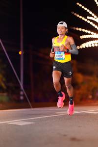 BIB: 40800
                            <button type="button" onclick="openModal(20672567)" class="btn btn-primary btn-sm float-right btn-popup" data-toggle="modal" data-target=".modal-high-quality">
                        <i class="fas fa-shopping-cart"></i> Add to Cart
                    </button>
                                            <button type="button" onclick="isThisMe(20672567, true)" class="btn btn-success btn-sm float-right btn-popup btn-isme hidden" data-toggle="tooltip" data-placement="bottom" title="นี่คือรูปของคุณใช่ไหม คลิกที่นี่เพื่อเอาเข้าอัลบั้ม">
                        <i class="fas fa-plus"></i> Add to album
                    </button>
                    <button type="button" onclick="isThisMe(20672567, false)" class="btn btn-warning btn-sm float-right btn-popup btn-isnotme hidden">
                        <i class="fas fa-ban"></i> Remove from album
                    </button>