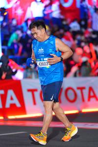 BIB: 43603
                            <button type="button" onclick="openModal(21639054)" class="btn btn-primary btn-sm float-right btn-popup" data-toggle="modal" data-target=".modal-high-quality">
                        <i class="fas fa-shopping-cart"></i> Add to Cart
                    </button>
                                            <button type="button" onclick="isThisMe(21639054, true)" class="btn btn-success btn-sm float-right btn-popup btn-isme hidden" data-toggle="tooltip" data-placement="bottom" title="นี่คือรูปของคุณใช่ไหม คลิกที่นี่เพื่อเอาเข้าอัลบั้ม">
                        <i class="fas fa-plus"></i> Add to album
                    </button>
                    <button type="button" onclick="isThisMe(21639054, false)" class="btn btn-warning btn-sm float-right btn-popup btn-isnotme hidden">
                        <i class="fas fa-ban"></i> Remove from album
                    </button>