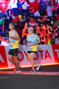 BIB: 2485, 45593
                            <button type="button" onclick="openModal(21638443)" class="btn btn-primary btn-sm float-right btn-popup" data-toggle="modal" data-target=".modal-high-quality">
                        <i class="fas fa-shopping-cart"></i> Add to Cart
                    </button>
                                            <button type="button" onclick="isThisMe(21638443, true)" class="btn btn-success btn-sm float-right btn-popup btn-isme hidden" data-toggle="tooltip" data-placement="bottom" title="นี่คือรูปของคุณใช่ไหม คลิกที่นี่เพื่อเอาเข้าอัลบั้ม">
                        <i class="fas fa-plus"></i> Add to album
                    </button>
                    <button type="button" onclick="isThisMe(21638443, false)" class="btn btn-warning btn-sm float-right btn-popup btn-isnotme hidden">
                        <i class="fas fa-ban"></i> Remove from album
                    </button>