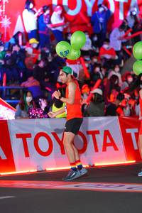 BIB: 630
                            <button type="button" onclick="openModal(21640706)" class="btn btn-primary btn-sm float-right btn-popup" data-toggle="modal" data-target=".modal-high-quality">
                        <i class="fas fa-shopping-cart"></i> Add to Cart
                    </button>
                                            <button type="button" onclick="isThisMe(21640706, true)" class="btn btn-success btn-sm float-right btn-popup btn-isme hidden" data-toggle="tooltip" data-placement="bottom" title="นี่คือรูปของคุณใช่ไหม คลิกที่นี่เพื่อเอาเข้าอัลบั้ม">
                        <i class="fas fa-plus"></i> Add to album
                    </button>
                    <button type="button" onclick="isThisMe(21640706, false)" class="btn btn-warning btn-sm float-right btn-popup btn-isnotme hidden">
                        <i class="fas fa-ban"></i> Remove from album
                    </button>