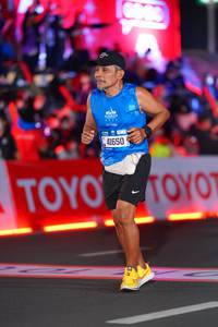 BIB: 1111, 41650
                            <button type="button" onclick="openModal(21645522)" class="btn btn-primary btn-sm float-right btn-popup" data-toggle="modal" data-target=".modal-high-quality">
                        <i class="fas fa-shopping-cart"></i> Add to Cart
                    </button>
                                            <button type="button" onclick="isThisMe(21645522, true)" class="btn btn-success btn-sm float-right btn-popup btn-isme hidden" data-toggle="tooltip" data-placement="bottom" title="นี่คือรูปของคุณใช่ไหม คลิกที่นี่เพื่อเอาเข้าอัลบั้ม">
                        <i class="fas fa-plus"></i> Add to album
                    </button>
                    <button type="button" onclick="isThisMe(21645522, false)" class="btn btn-warning btn-sm float-right btn-popup btn-isnotme hidden">
                        <i class="fas fa-ban"></i> Remove from album
                    </button>